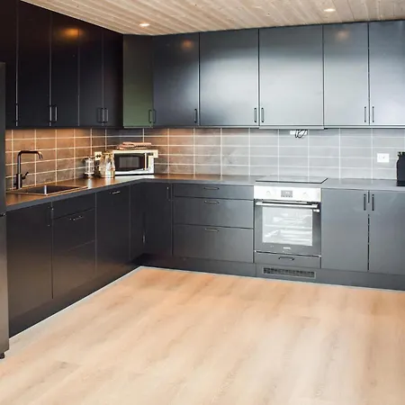 Prázdninový dům In With Kitchen