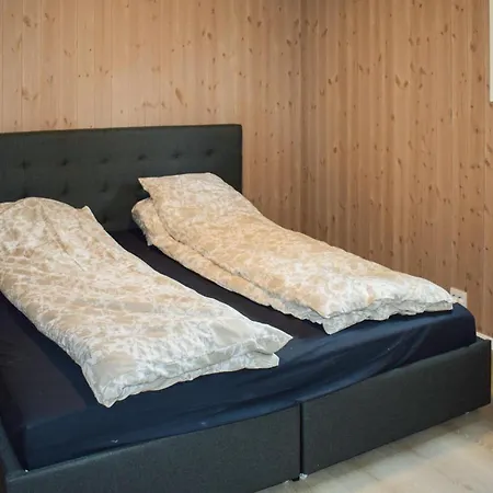 בית נופש In With Sauna Treungen