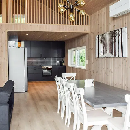 In With Sauna *