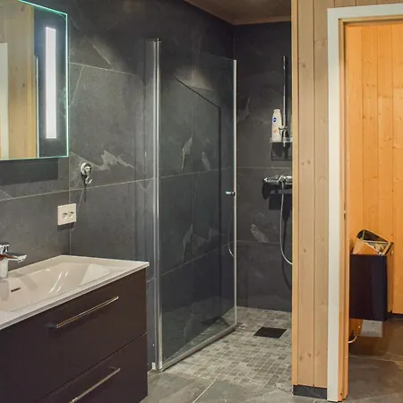 Nice Home In Treungen With Sauna *