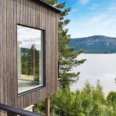 Prázdninový dům In With Kitchen *